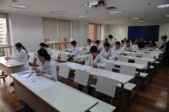 “百万全科医生培养计划”的具体内容