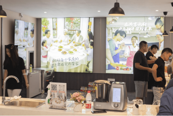 从“生存需求”到“情感疗愈”的蜕变 从“生存需求”到“情感疗愈”的蜕变