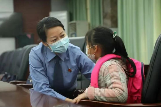 “我们不只是被救助的对象”