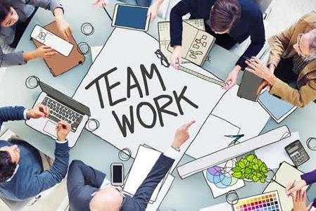 行业反思:从技术狂欢到责任共担 行业反思:从技术狂欢到责任共担